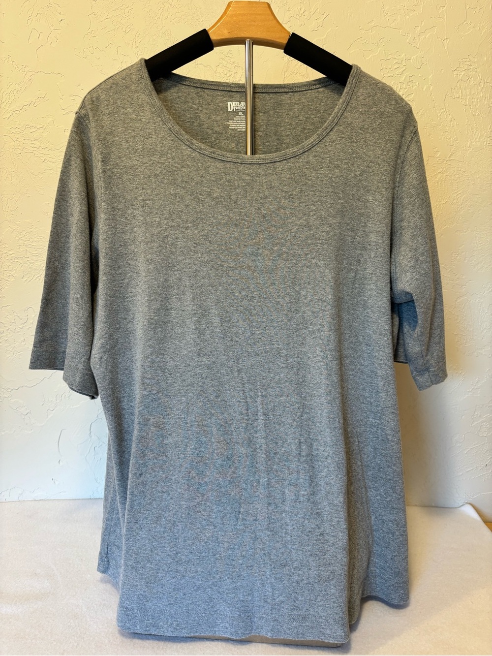 Duluth Trading Co Short Sleeve Scoop Neck Top - Gray
